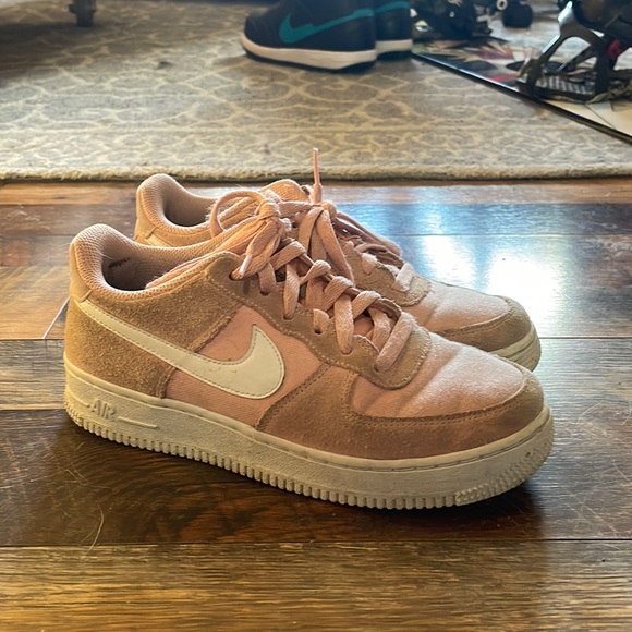 nike air force camel suede